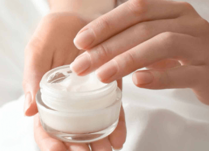 Hydroquinone: Guide to Uses, Side Effects & Safety