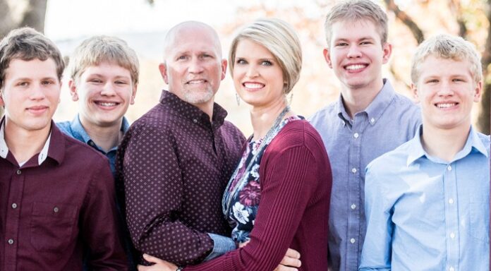 trasa lee robertson cobern